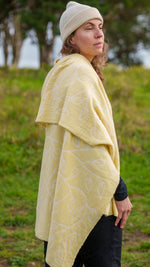 Vines Shawl